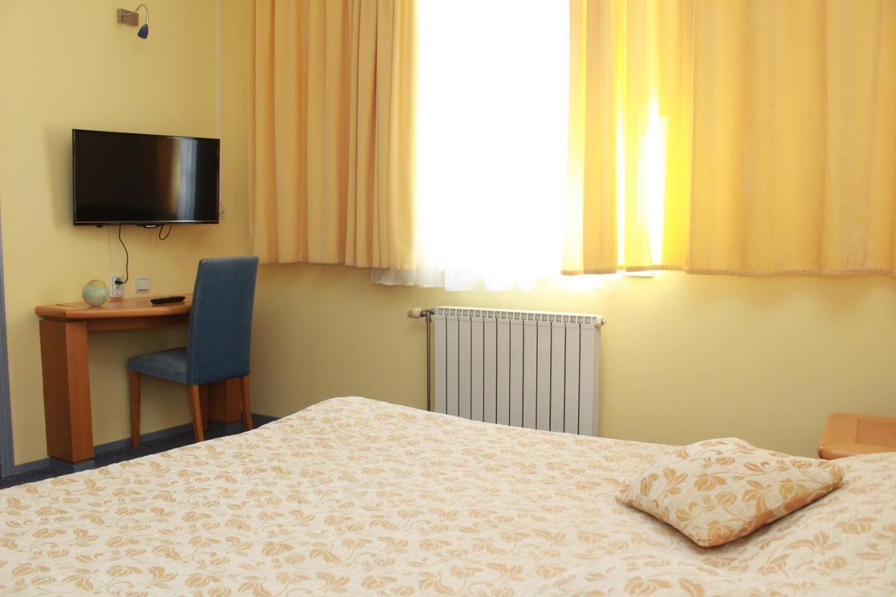 Hotel Prezident Палич Екстер'єр фото