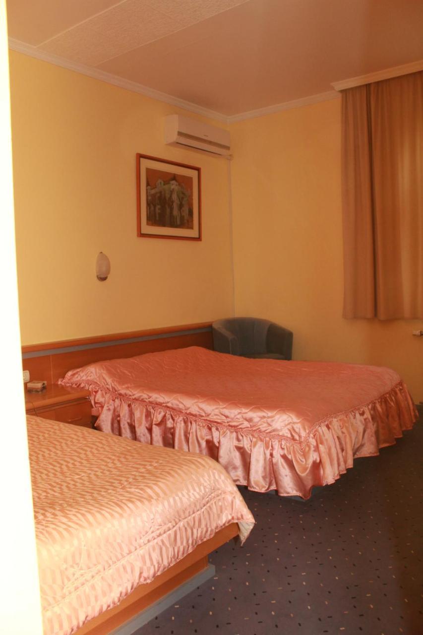 Hotel Prezident Палич Екстер'єр фото