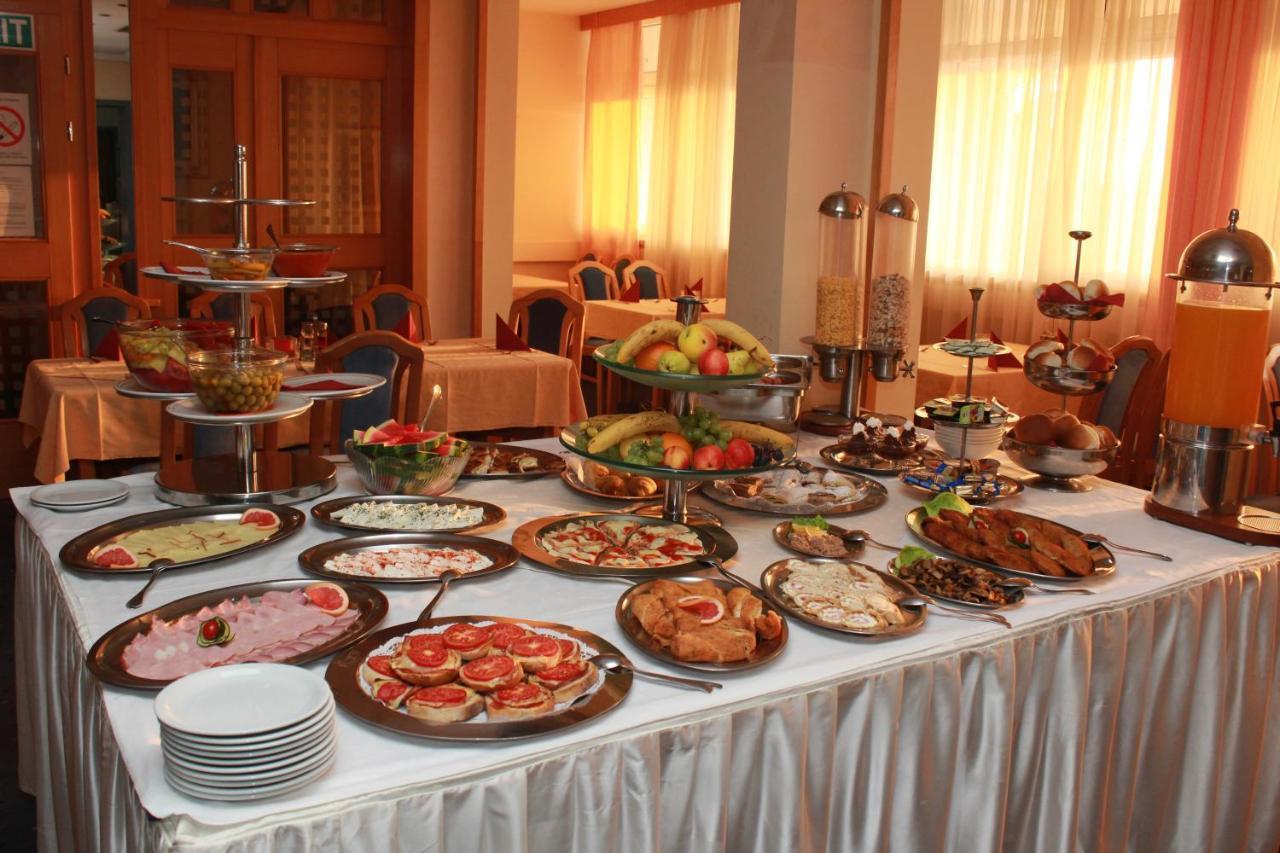 Hotel Prezident Палич Екстер'єр фото