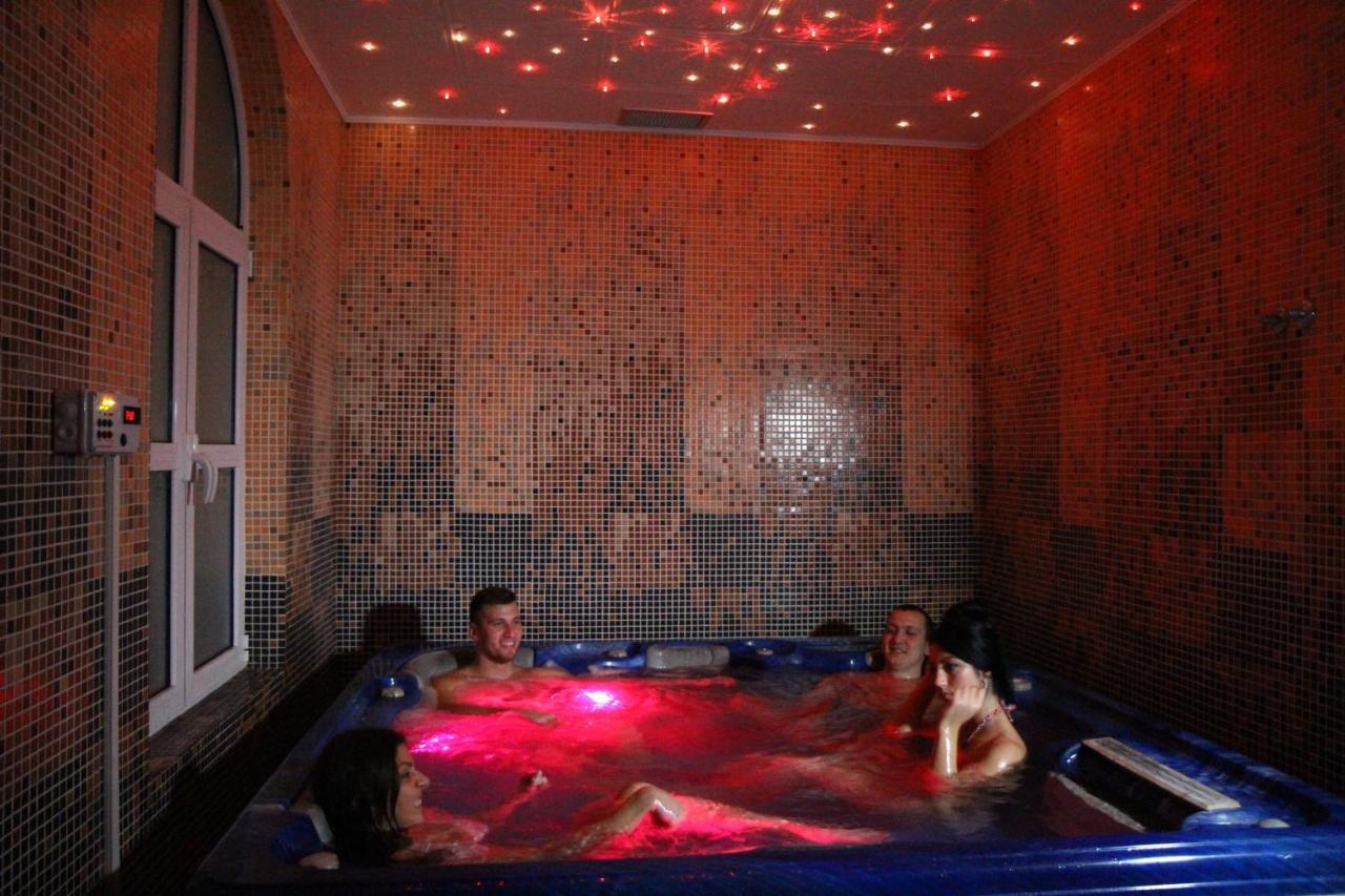 Hotel Prezident Палич Екстер'єр фото