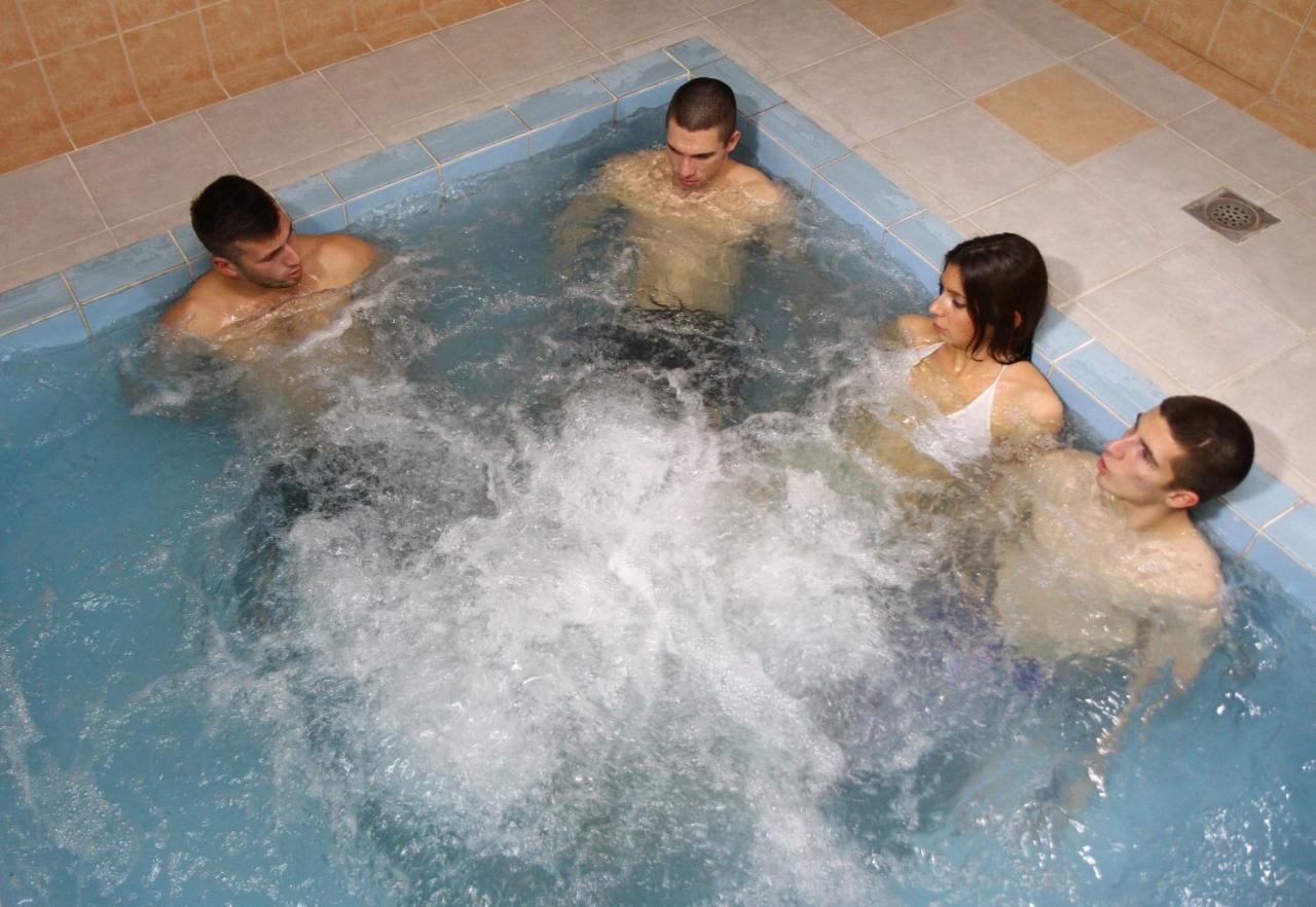 Hotel Prezident Палич Екстер'єр фото